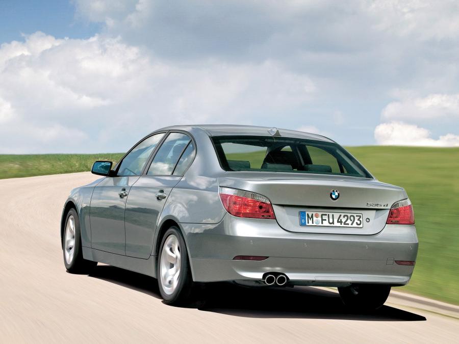  BMW 535d Sedan 2004 года  (фото 3 из 4)